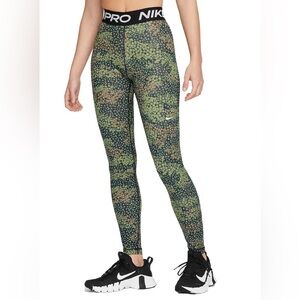 Nike Pro Women’s Mid Rise Floral Printed Training Legging size Small